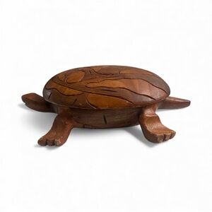 Vintage Hand Carved Wooden Sea Turtle Trinket Box with Beautiful Design